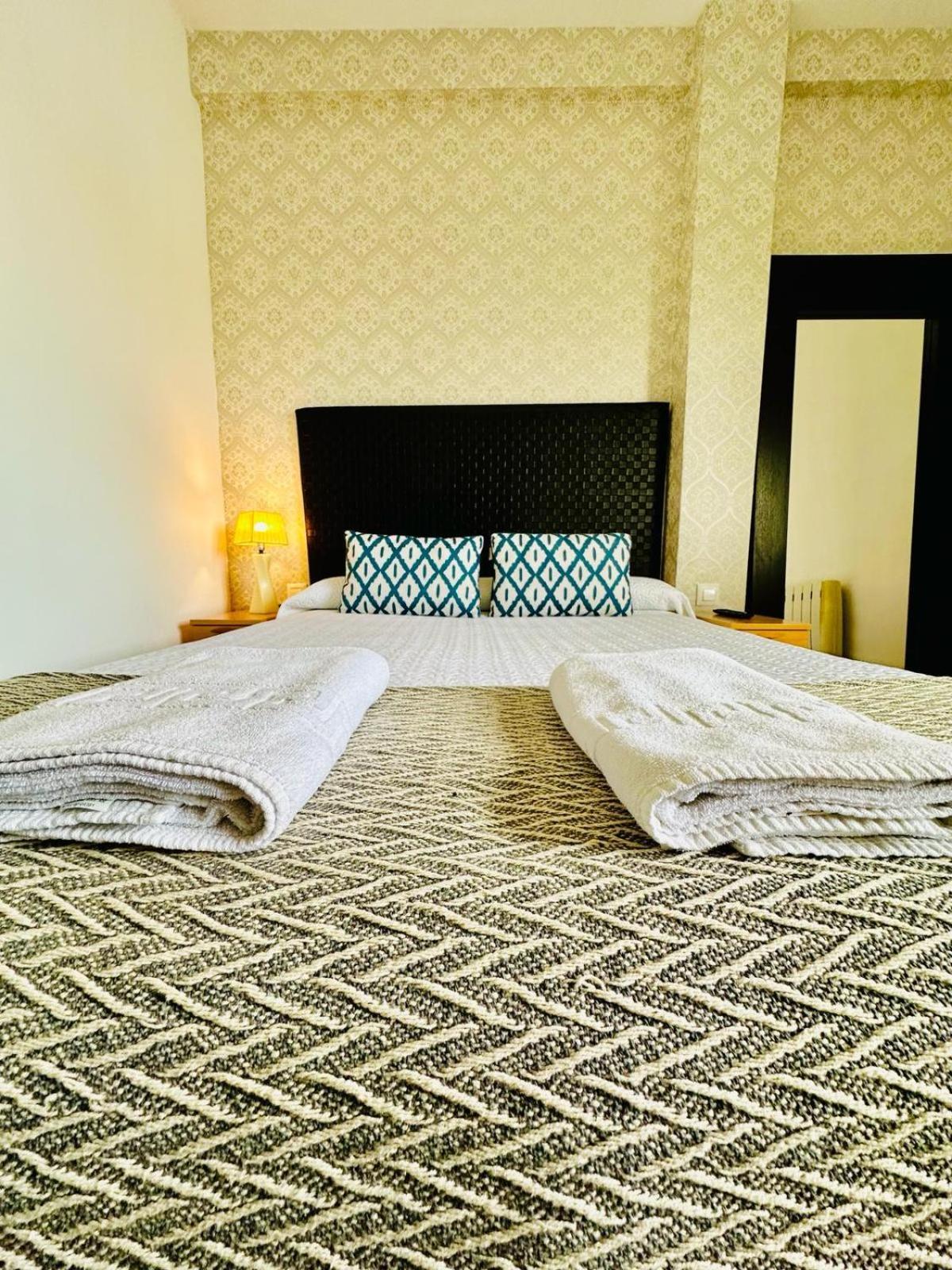 Apartamento Turistico Pizarro Mérida Buitenkant foto