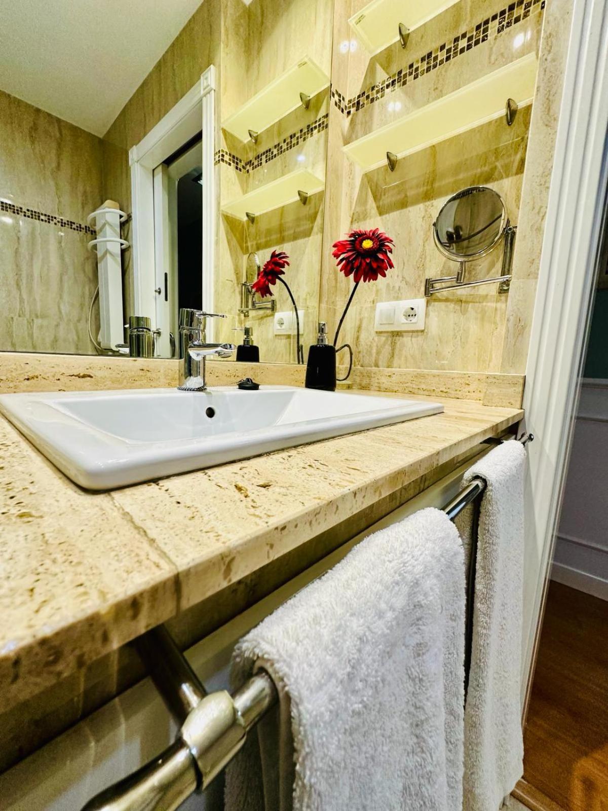 Apartamento Turistico Pizarro Mérida Buitenkant foto